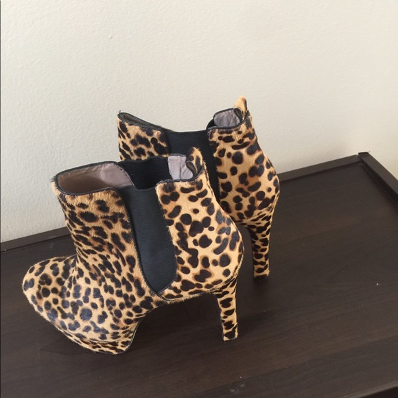 Boots - Picture 3 of 4